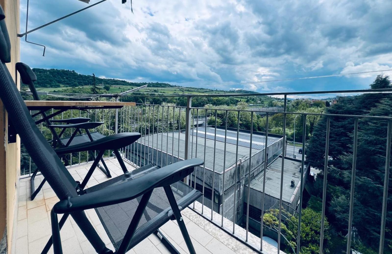 Seven Nights Bologna Bed & Breakfast Exterior foto