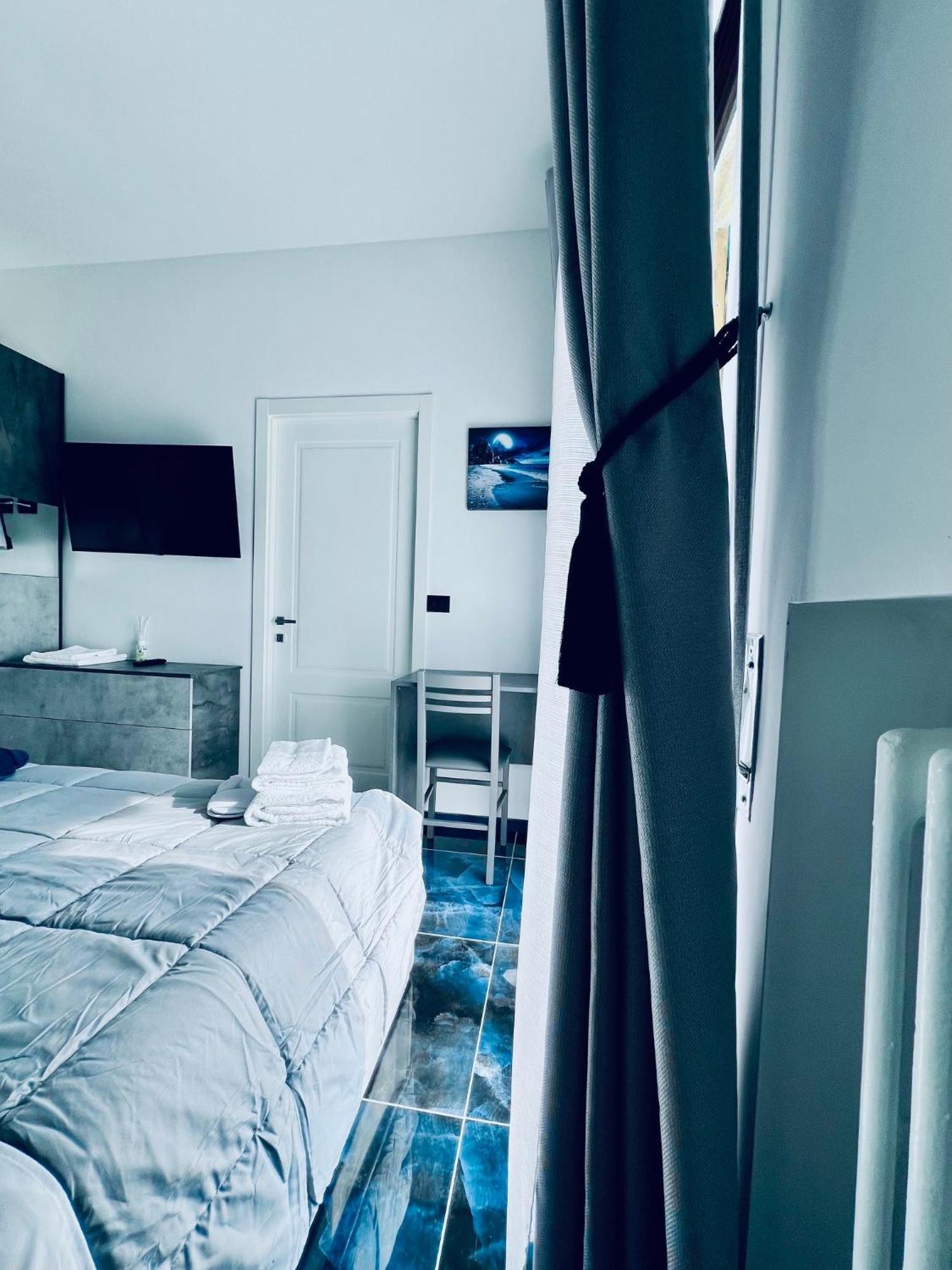 Seven Nights Bologna Bed & Breakfast Exterior foto