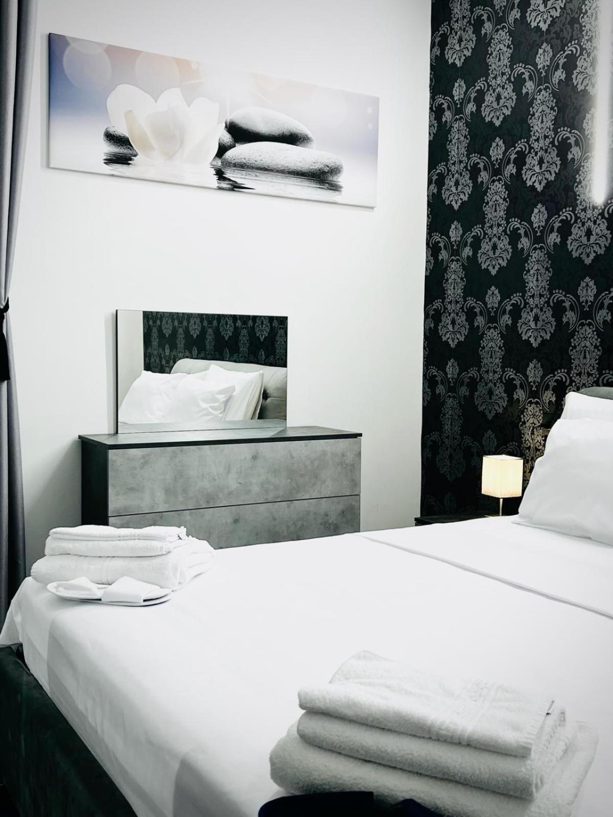 Seven Nights Bologna Bed & Breakfast Exterior foto